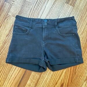 Wallflower Black Rolled Hem Stretch Shorts Juniors size 7